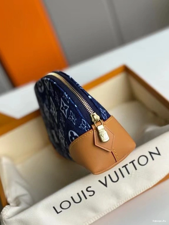 SINCE PM LOUIS VUITTON COSMETIC POUCH 1854 0329